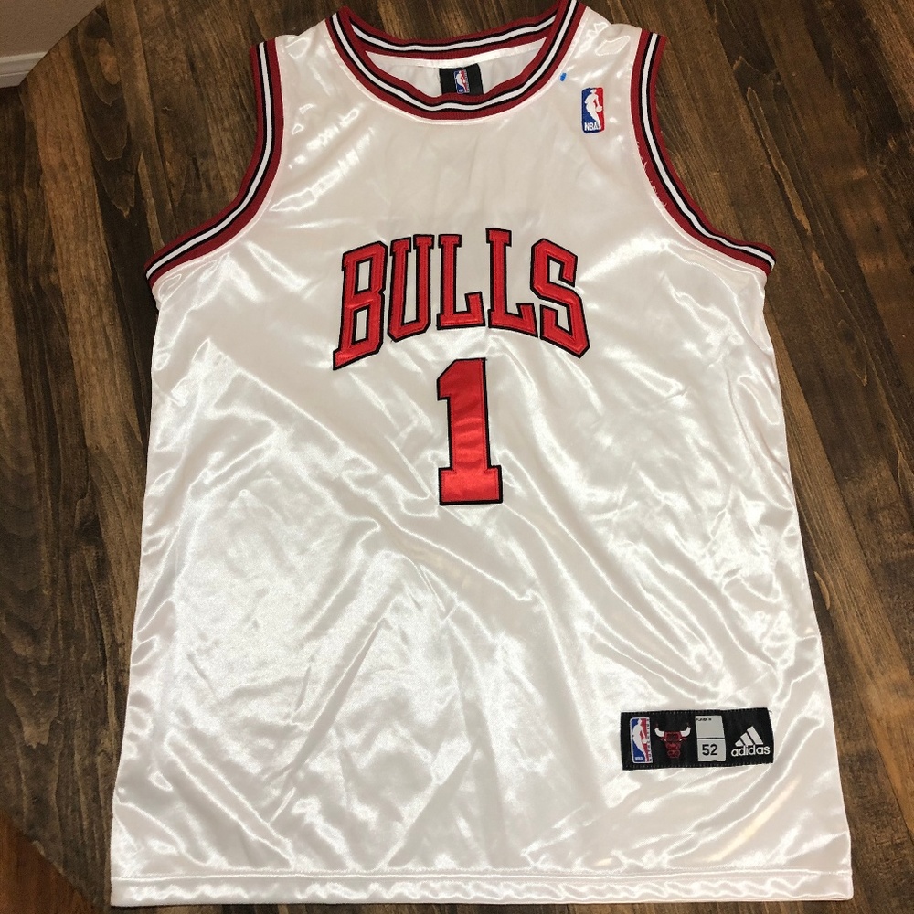 Men's XL Vintage Derrick Rose Chicago Bulls Jersey